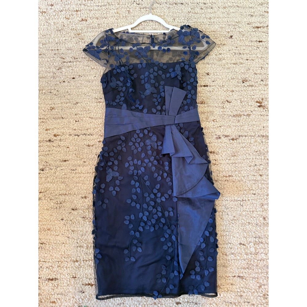 Carmen Marc Valvo Infusion Cocktail Dress Size 4 Navy Floral Appliqué Sheer Over